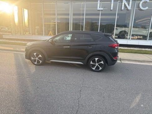 Used 2018 Hyundai Tucson Limited w/ Ultimate Package 02 FWD image 9