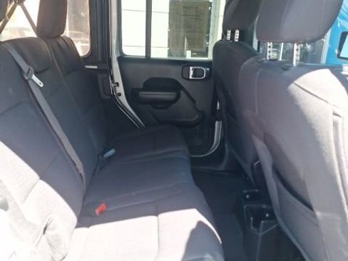 Used 2022 Jeep Wrangler Unlimited Sport AWD/4WD image 24