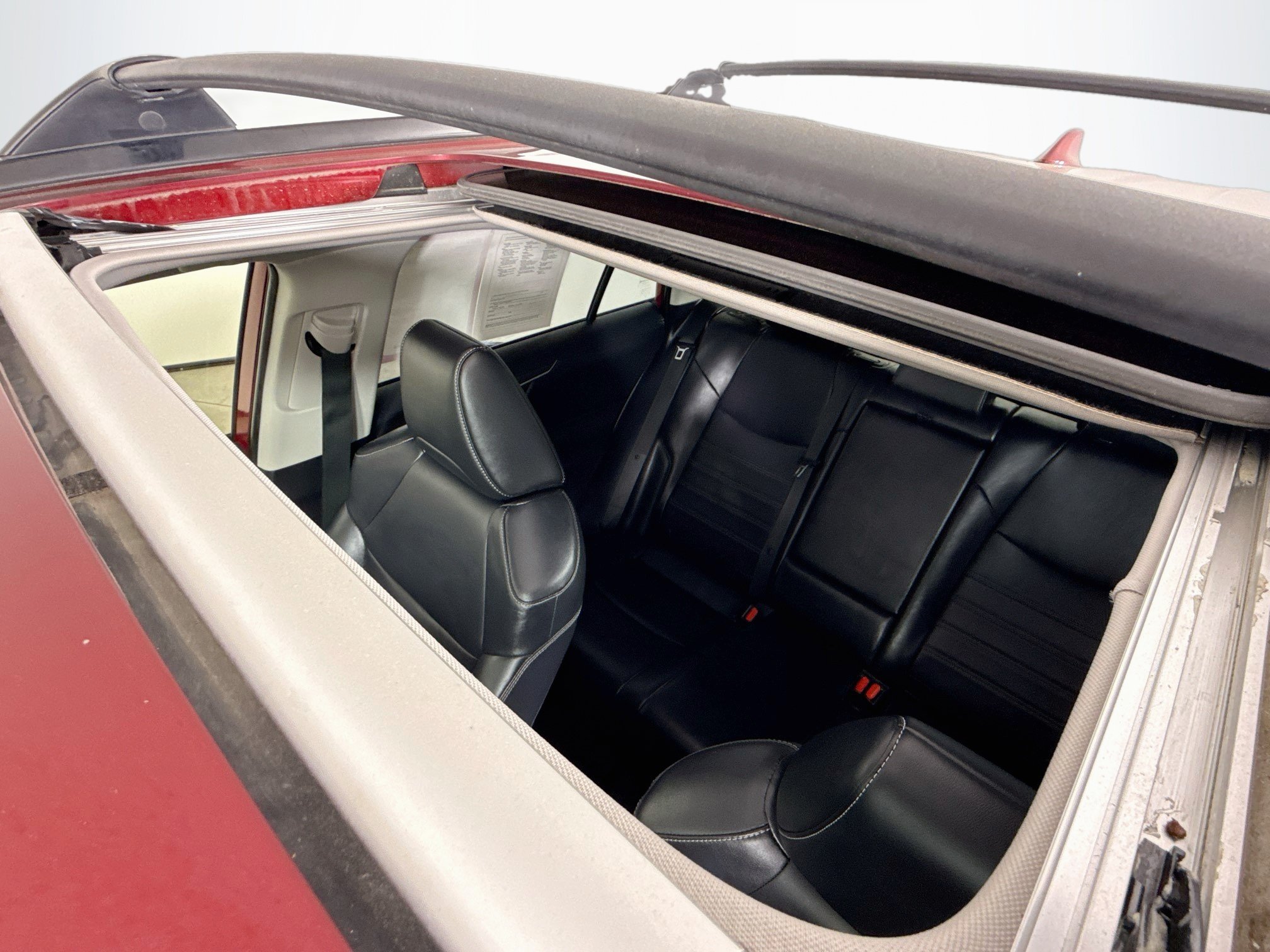 Certified 2019 Toyota RAV4 XLE Premium w/ Advanced Technology Package AWD/4WD image 23