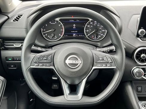 New 2025 Nissan Sentra SV w/ Trunk Package image 22