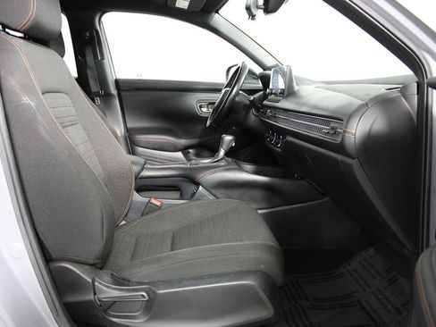 Used 2025 Honda HR-V Sport image 13