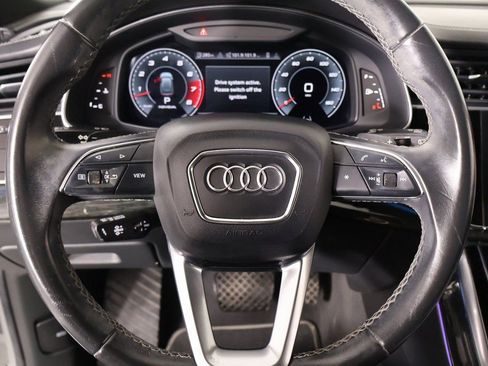 Used 2021 Audi Q8 Prestige w/ Prestige Package image 3