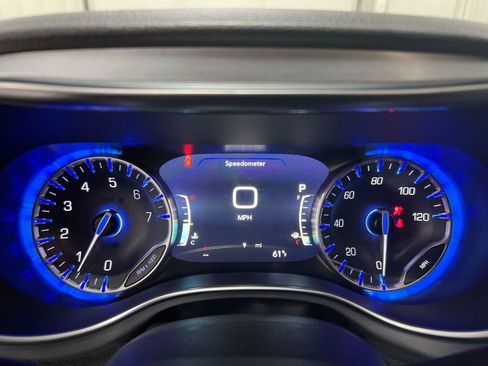 New 2026 Chrysler Pacifica Limited image 12