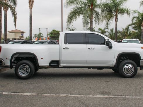 Used 2023 Chevrolet Silverado 3500 LTZ w/ LTZ Convenience Package image 13