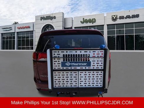 Certified 2018 Chrysler Pacifica Touring-L Plus w/ Advanced Safetytec Group FWD image 4