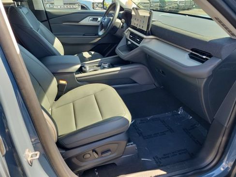 Used 2026 Ford Explorer Active w/ Active Comfort Package RWD image 15