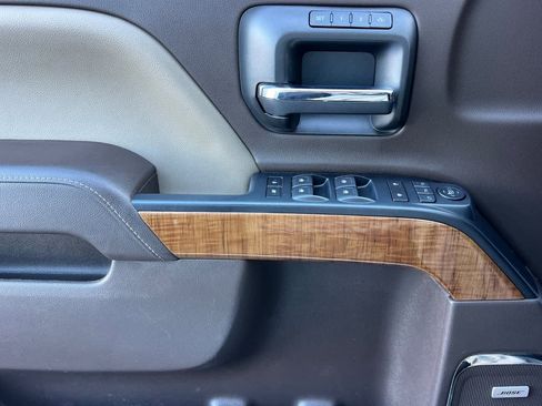 Used 2018 GMC Sierra 1500 SLT w/ SLT Premium Package image 13