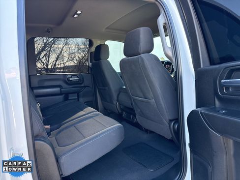 Used 2022 Chevrolet Silverado 2500 Custom w/ Custom Value Package image 27
