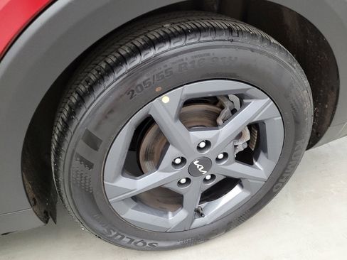 Used 2025 Kia K4 FWD image 31