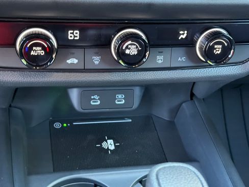 New 2027 Honda HR-V LX image 21