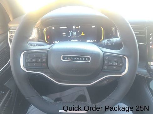 Used 2023 Jeep Wagoneer Series III w/ Convenience Group I image 12