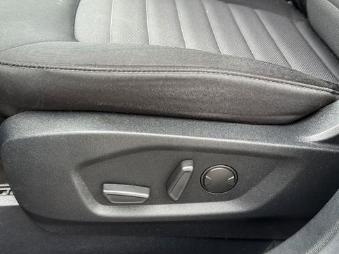 Used 2020 Ford Edge SE w/ Cargo Accessory Package FWD image 18