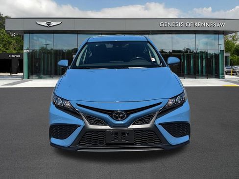 Used 2024 Toyota Camry SE FWD image 2