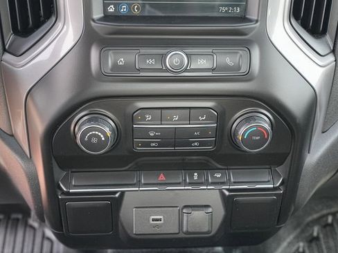 Used 2019 Chevrolet Silverado 1500 W/T RWD image 22