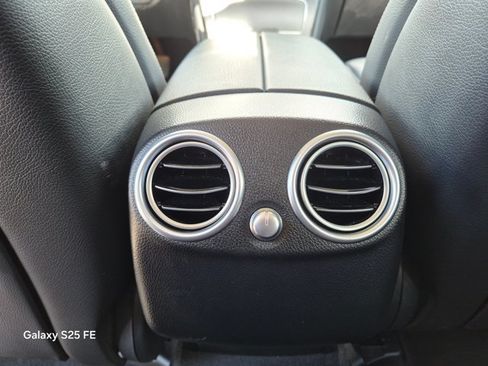 Used 2022 Mercedes-Benz GLC 300 image 16