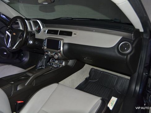 Used 2014 Chevrolet Camaro SS w/ RS Package image 10
