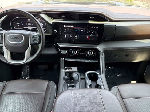 Used 2024 GMC Sierra 1500 Denali w/ Denali Reserve Package RWD image 30