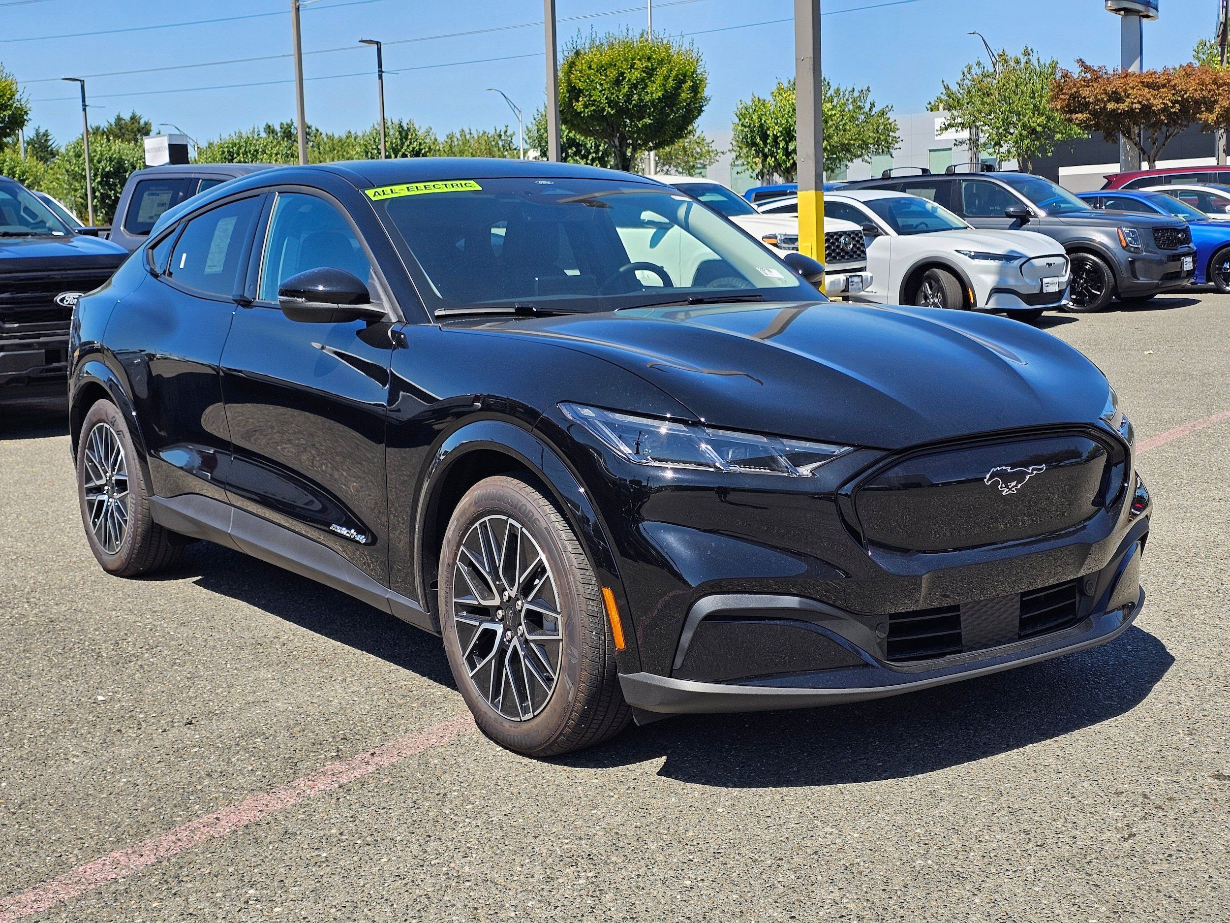 New 2026 Ford Mustang Mach-E Premium AWD/4WD image 3