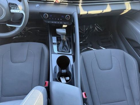 Used 2021 Hyundai Elantra SEL w/ Convenience + Premium Package image 5