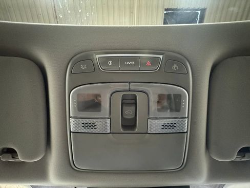 Used 2020 Kia Telluride S FWD image 28