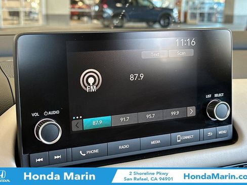 Used 2025 Honda HR-V LX image 23