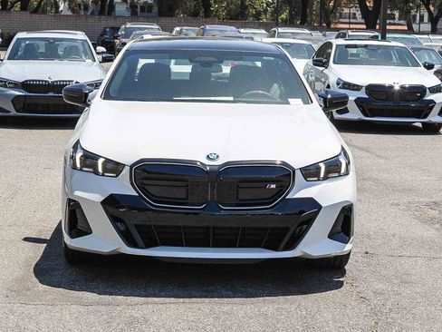 New 2026 BMW i5 M60 AWD/4WD image 2
