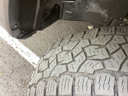 Used 2022 Toyota Tacoma TRD Off-Road w/ Technology Package AWD/4WD image 7