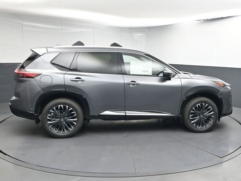 New 2026 Nissan Rogue Platinum w/ Platinum Premium Package AWD/4WD image 8