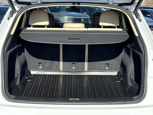 Used 2018 Audi Q5 2.0T w/ Premium Plus Package image 29