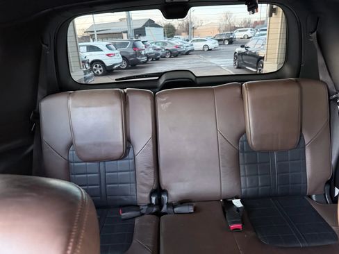 Used 2020 Nissan Armada Platinum w/ Platinum Reserve Package image 29