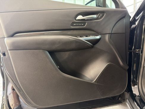 Used 2024 Cadillac XT4 Sport w/ Cold Weather Package FWD image 20