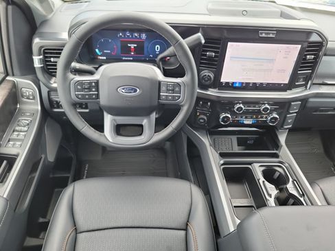 New 2026 Ford F450 Lariat w/ Lariat Ultimate Package AWD/4WD image 17