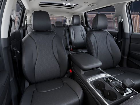 New 2026 Kia Carnival SX FWD image 15