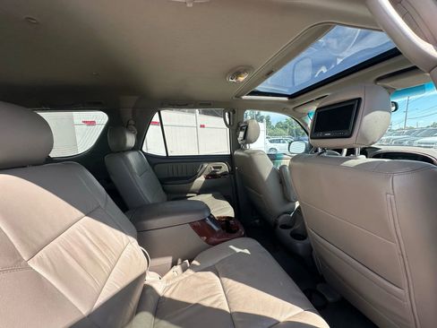 Used 2005 Toyota Sequoia Limited image 12