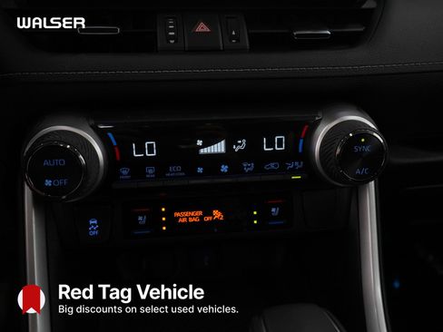 Used 2022 Toyota RAV4 Limited image 27