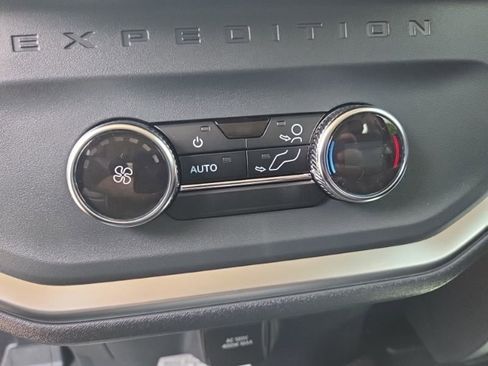 New 2026 Ford Expedition Active AWD/4WD image 29