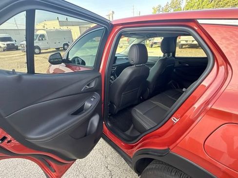 Used 2024 Buick Encore GX Preferred w/ Comfort Package FWD image 14
