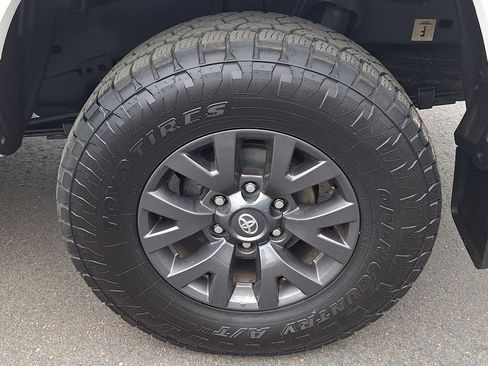 Used 2021 Toyota Tacoma SR5 image 28