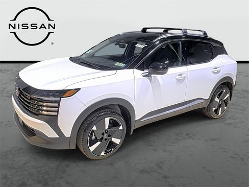 New 2026 Nissan Kicks SR image 1