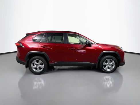 Used 2025 Toyota RAV4 LE AWD/4WD image 3