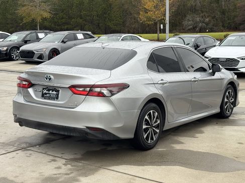 Used 2022 Toyota Camry LE w/ Cold Weather Package image 12