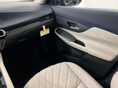 New 2026 Nissan Sentra SL image 10