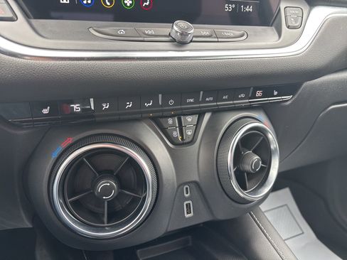 Used 2023 Chevrolet Blazer LT w/ Convenience Package image 16