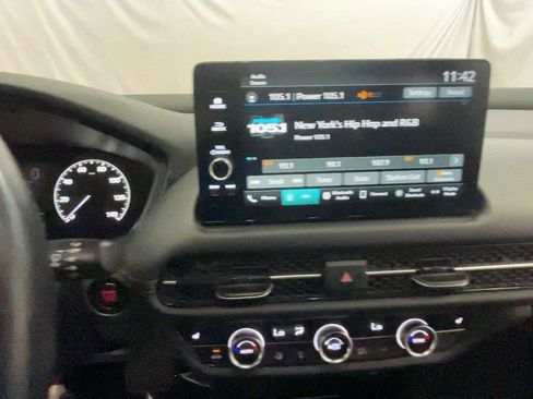 Certified 2024 Honda HR-V EX-L image 34