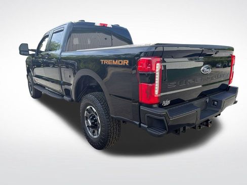Used 2023 Ford F250 Lariat w/ Tremor Off-Road Package AWD/4WD image 6
