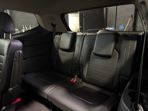 Used 2021 Volkswagen Atlas SEL Premium AWD/4WD image 25