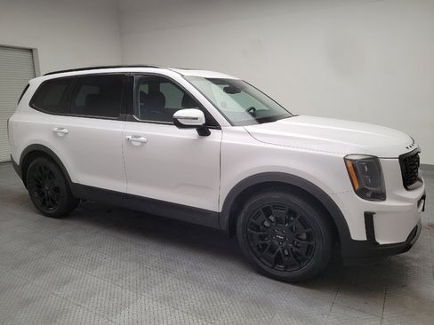 Used 2022 Kia Telluride EX w/ EX Premium Package AWD/4WD image 11
