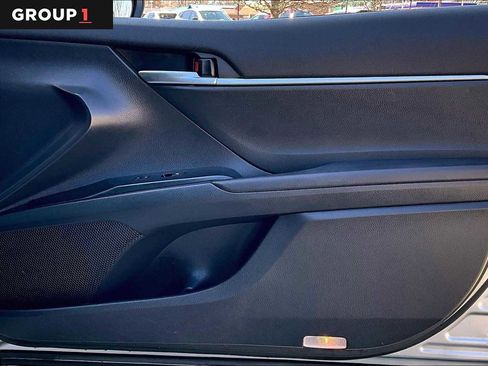 Used 2019 Toyota Camry SE image 23
