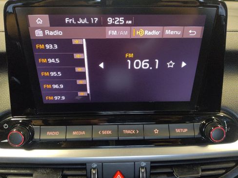 Used 2023 Kia Forte LXS FWD image 25