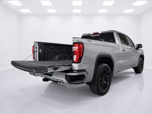 Used 2025 GMC Sierra 1500 Elevation w/ Elevation Premium Package AWD/4WD image 14